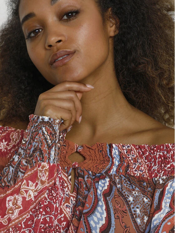 Cream Bluse Smilla 10610040 Rot Regular Fit 6 Cream Bluse Smilla 10610040 Rot Regular Fit – Bild 4