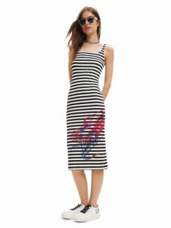 Desigual Sommerkleid 23SWVK99 Weiß Slim Fit