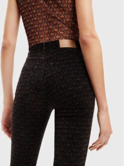 Desigual Stoffhose Tears 22WWPN08 Schwarz Flare Fit 10 Desigual Stoffhose Tears 22WWPN08 Schwarz Flare Fit -Deutschland Kleid Zart Verkaufs-Shop desigual stoffhose tears 22wwpn08 schwarz flare fit 3