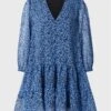 EDITED Kleid Für Den Alltag Eileen EDT6017001000002 Blau Relaxed Fit 2 EDITED Kleid Für Den Alltag Eileen EDT6017001000002 Blau Relaxed Fit -Deutschland Kleid Zart Verkaufs-Shop edited kleid fur den alltag eileen edt6017001000002 blau relaxed fit