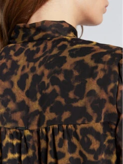 Guess Bluse Nadine W2BH19 WDWT2 Braun Regular Fit -Deutschland Kleid Zart Verkaufs-Shop guess bluse nadine w2bh19 wdwt2 braun regular fit 4