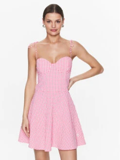 Guess Kleid Für Den Alltag E3GK05 WEQ20 Rosa Regular Fit