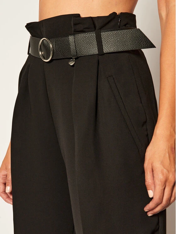 Guess Stoffhose Sarah W0YB78 W96R0 Schwarz Relaxed Fit 6 Guess Stoffhose Sarah W0YB78 W96R0 Schwarz Relaxed Fit – Bild 4