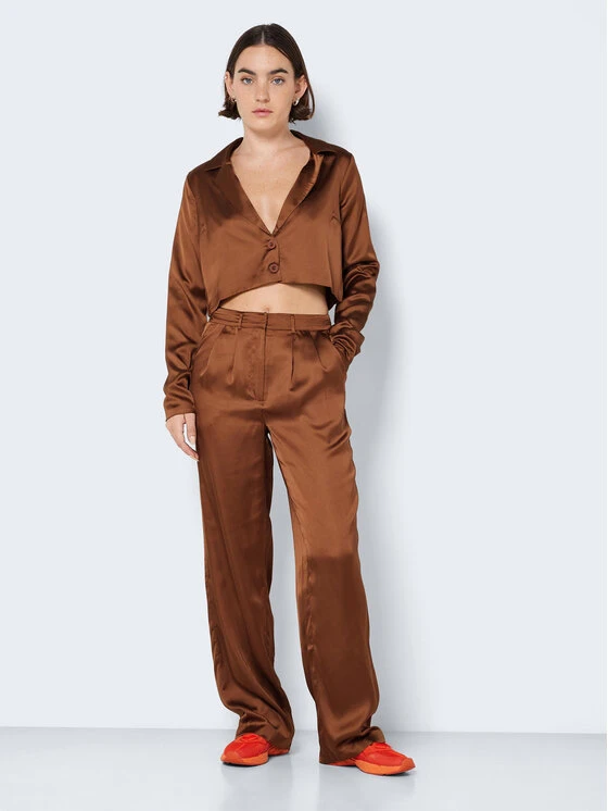 Noisy May Stoffhose Claire 27021928 Braun Regular Fit 4 Noisy May Stoffhose Claire 27021928 Braun Regular Fit – Bild 2