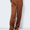 Noisy May Stoffhose Claire 27021928 Braun Regular Fit 1 Noisy May Stoffhose Claire 27021928 Braun Regular Fit -Deutschland Kleid Zart Verkaufs-Shop noisy may stoffhose claire 27021928 braun regular fit