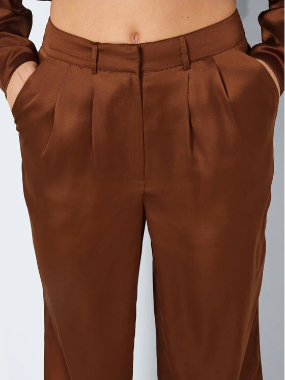 Noisy May Stoffhose Claire 27021928 Braun Regular Fit 6 Noisy May Stoffhose Claire 27021928 Braun Regular Fit – Bild 4