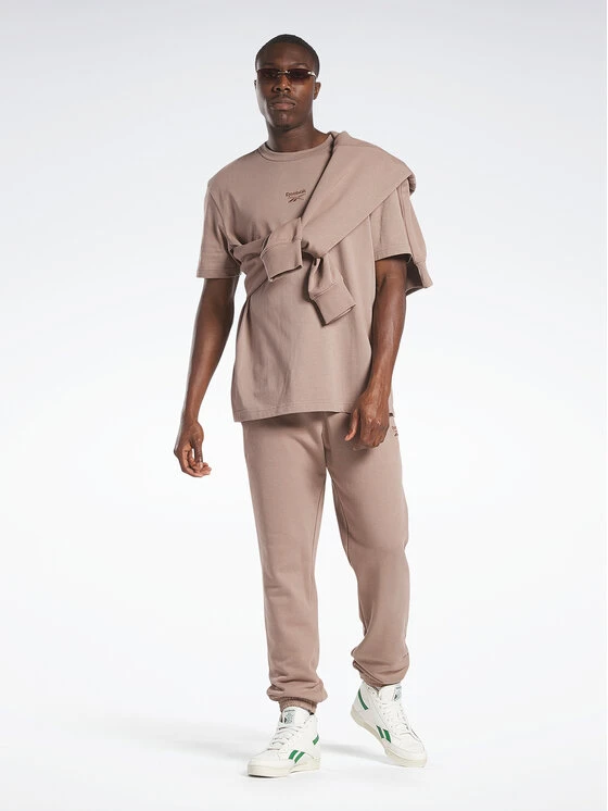 Reebok T-Shirt Classics Small Vector T-Shirt HS7155 Braun 4 Reebok T-Shirt Classics Small Vector T-Shirt HS7155 Braun – Bild 2