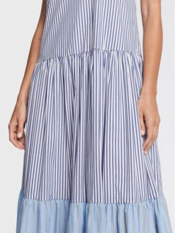 Silvian Heach Sommerkleid GPP23359VE Blau Loose Fit 11 Silvian Heach Sommerkleid GPP23359VE Blau Loose Fit -Deutschland Kleid Zart Verkaufs-Shop silvian heach sommerkleid gpp23359ve blau loose fit 4