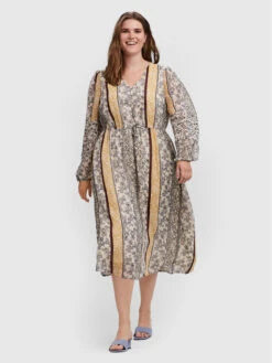 Vero Moda Curve Kleid Für Den Alltag Nora 10251640 Beige Loose Fit -Deutschland Kleid Zart Verkaufs-Shop vero moda curve kleid fur den alltag nora 10251640 beige loose fit 1