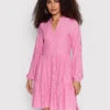 Vila Kleid Für Den Alltag Kawa 14073956 Rosa Regular Fit 1 Vila Kleid Für Den Alltag Kawa 14073956 Rosa Regular Fit -Deutschland Kleid Zart Verkaufs-Shop vila kleid fur den alltag kawa 14073956 rosa regular fit